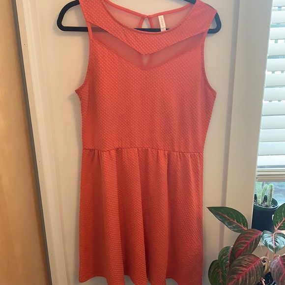 Xhiliration Textured Coral Dress - Picture 2 of 8
